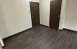 1 bed, 1 bath, 700 sqft, $899, Unit Lovers Lane-218