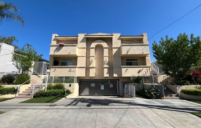 Upgraded condo w/new carpet, dual patios + water included!