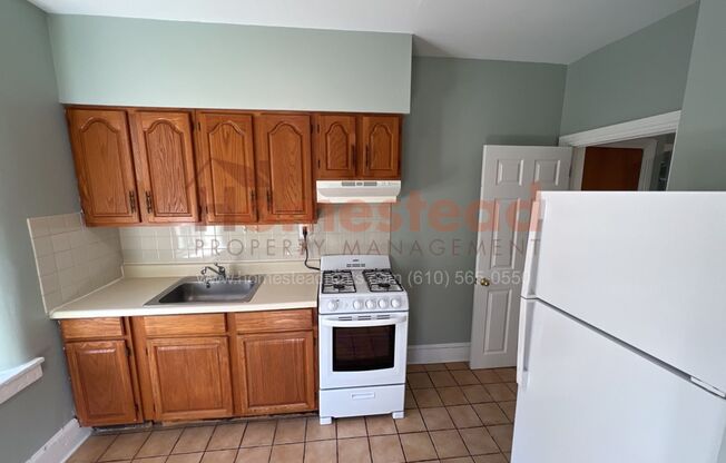 123-125 E. Lancaster Ave