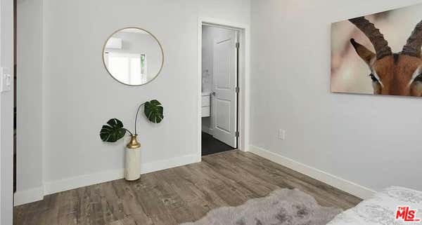 1 bed, 1 bath, 364 sqft, $1,900