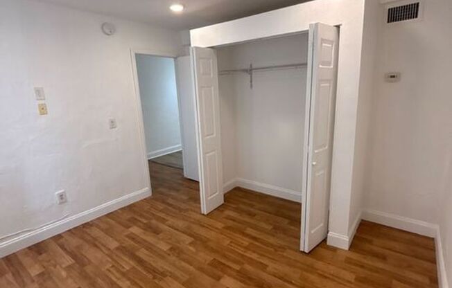 1 bed, 1 bath, 500 sqft, $1,550, Unit 12