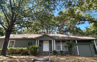 3 bed 2 bath in the heart of Denton TX