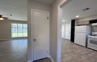 3 beds, 1 bath, $1,500