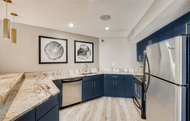 1 bed, 1 bath, 810 sqft, $1,600, Unit 214