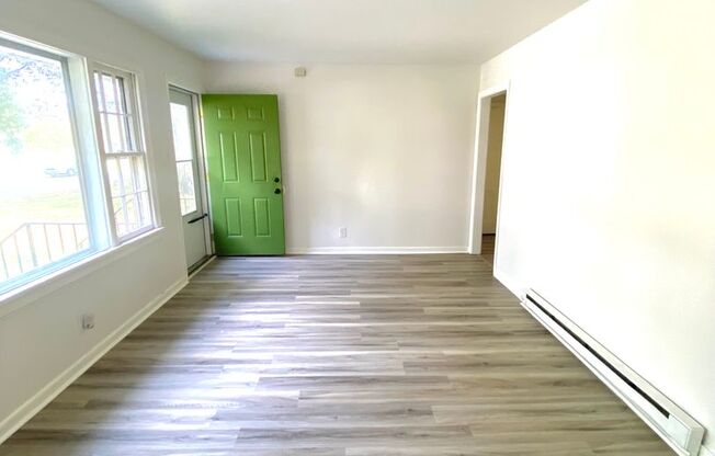 Newly Renovated 3 Bedroom Home in South Richmond Available Sept 1!