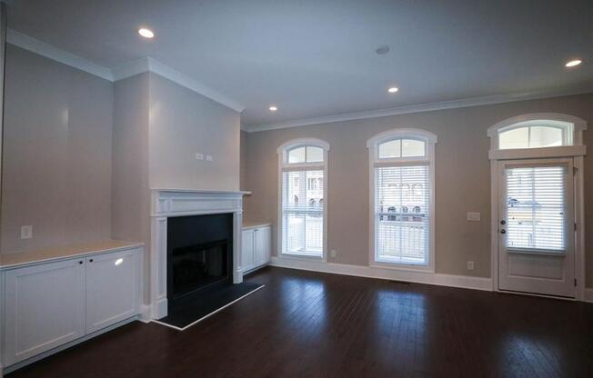 1923 MORRISON DR
