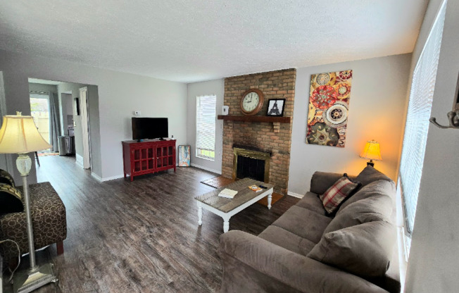7744 AMBERFALLS CT
