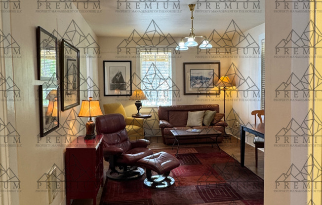 1006 East 2nd Street