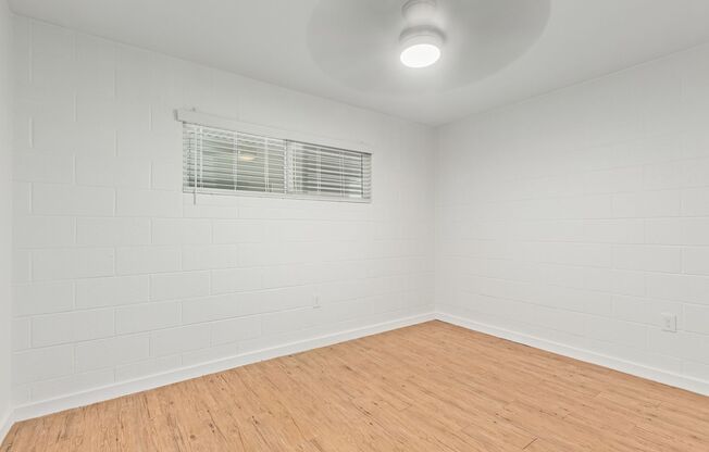 2 beds, 1 bath, 850 sqft, $1,550, Unit 37