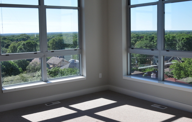 2 beds, 1.5 baths, 1,795 sqft, $2,950, Unit 502