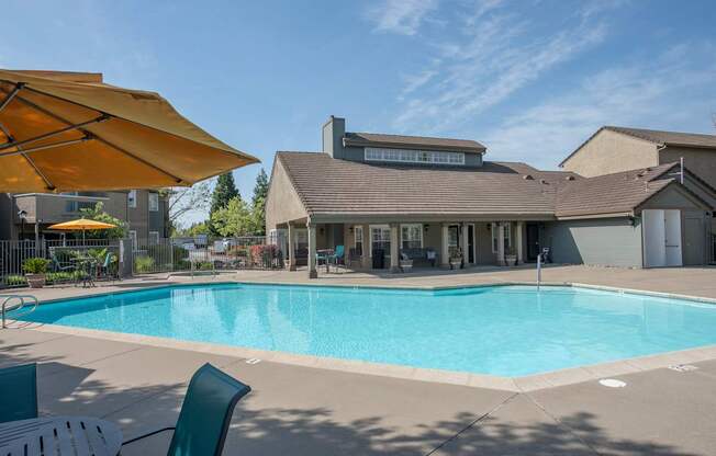 Canterbury Downs swimming pool and clubhouse view, Roseville, CA, 95678
