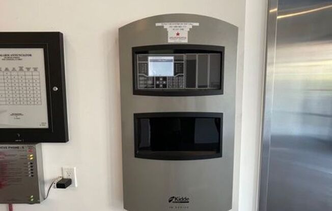 Studio, 1 bath, 574 sqft, $1,950, Unit Unit 307