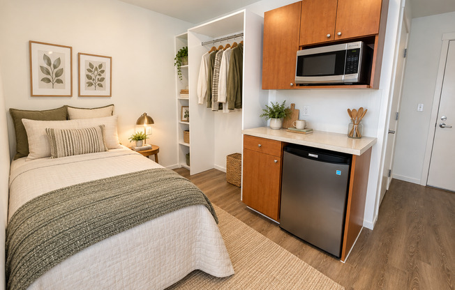 Studio, 1 bath, 190 sqft, $1,155, Unit 4416