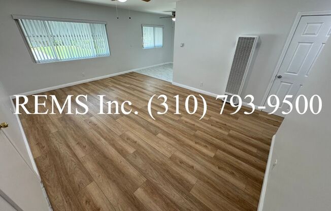 Remodeled Duplex Unit with Laundry Hook-Ups and Garage