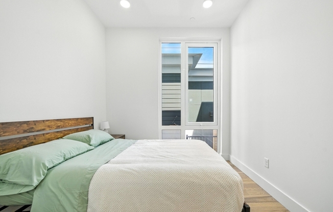 2 beds, 1 bath, 750 sqft, $3,850, Unit 306