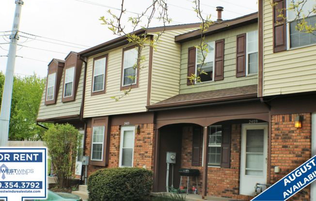 $1,300 | 2 Bedroom, 2.5 Bathroom House | Pet Friendly* | Available for July 1st, 2026 Move In!