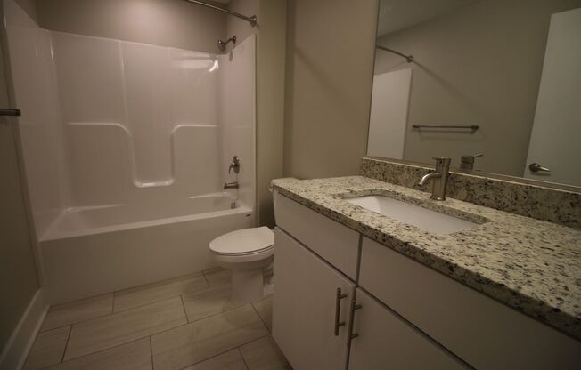 1 bed, 1 bath, 605 sqft, $1,425, Unit APT 341