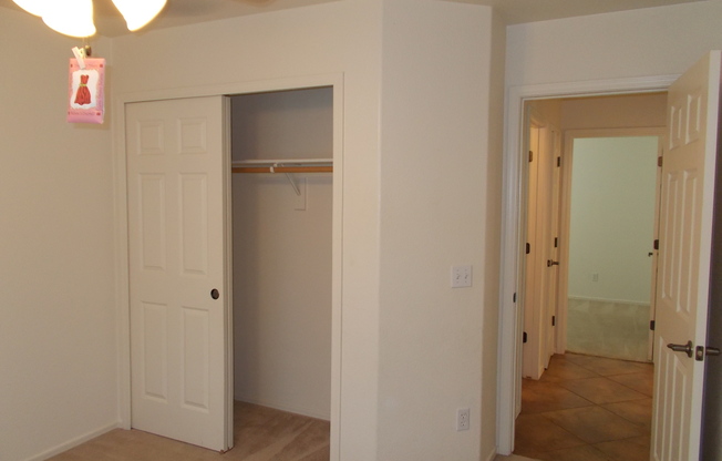 3 beds, 2 baths, $1,450