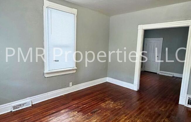 1 Bedroom /1 Bathroom Apartment
