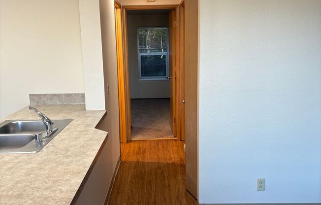 2 beds, 2 baths, 900 sqft, $2,595, Unit 109