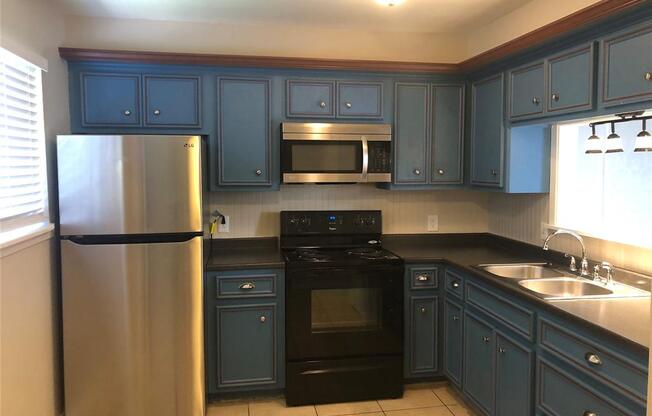 203 W F ST
