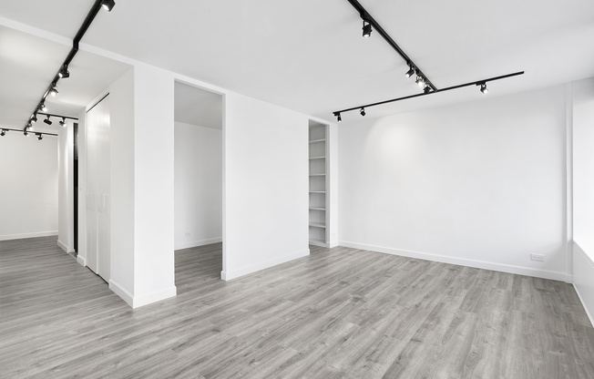 1 bed, 1 bath, $3,850, Unit 4D