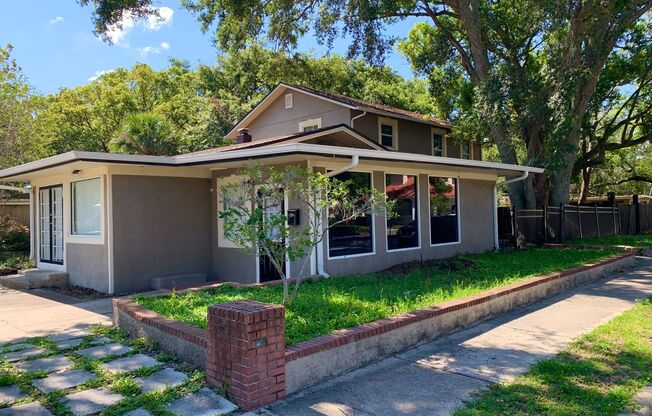 Spacious Winter Park Village area house for rent