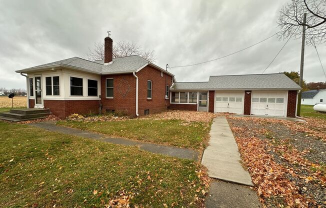 Cement City, Single Family Home!