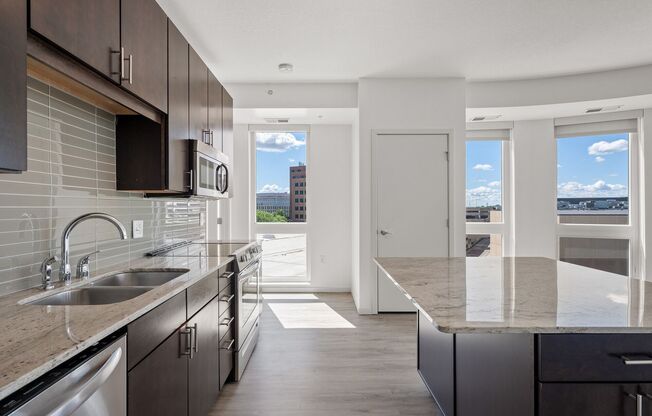 2 beds, 2 baths, 1,015 sqft, $2,555, Unit 309