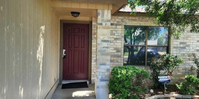 13018 CHIMNEY OAK DR