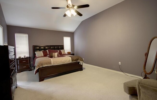 4510 Silver Hollow - 4Bed/2 Bath - $1,950/month
