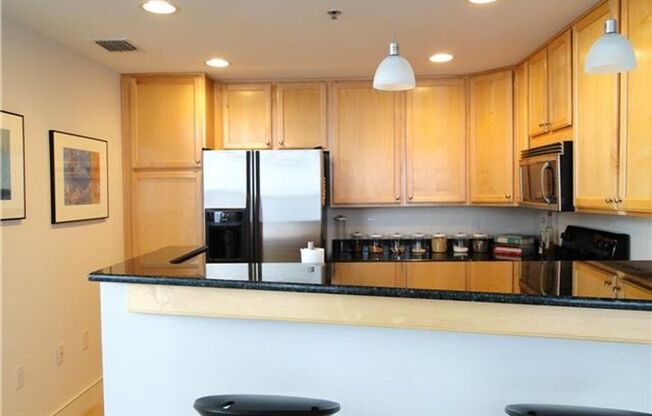 Chapel Hill / 2BR Southern Village Condo AVAIL