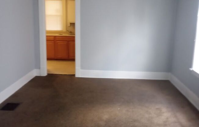 Cute 3-Bedroom 1-bath House in the Churchill Downs Neighborhood