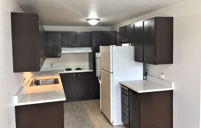 Daly Manor Apartments