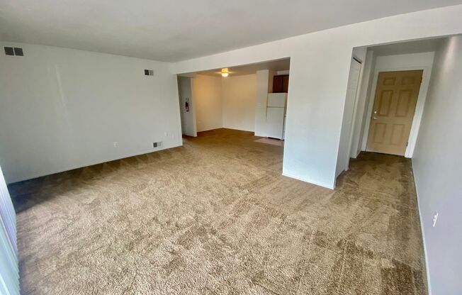 2 beds, 1 bath, 1,000 sqft, $1,245, Unit #35