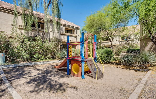 2 beds, 2 baths, 1,036 sqft, $1,600, Unit 284