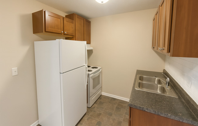2 beds, 1 bath, 850 sqft, $1,299, Unit 407