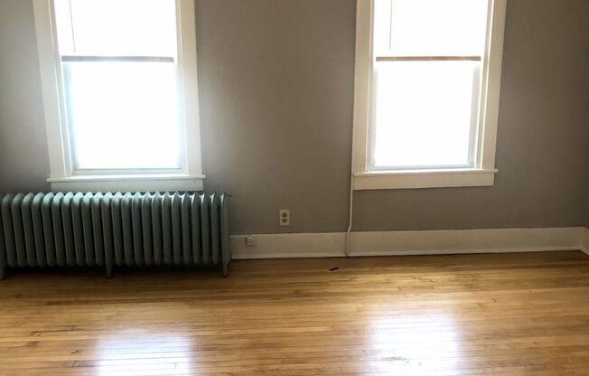 1656 N. Warren Ave