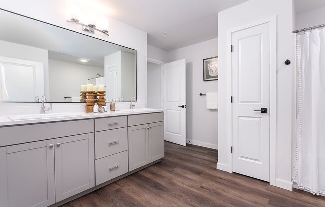 3 beds, 2 baths, 1,320 sqft, $2,695, Unit 606