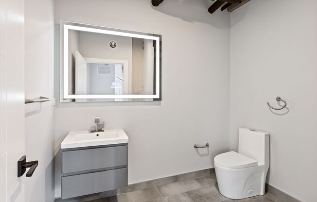1 bed, 1 bath, 338 sqft, $1,725, Unit 208