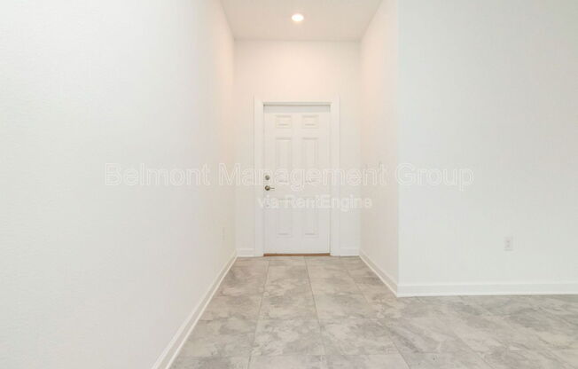 5649 QUIET PALM LOOP