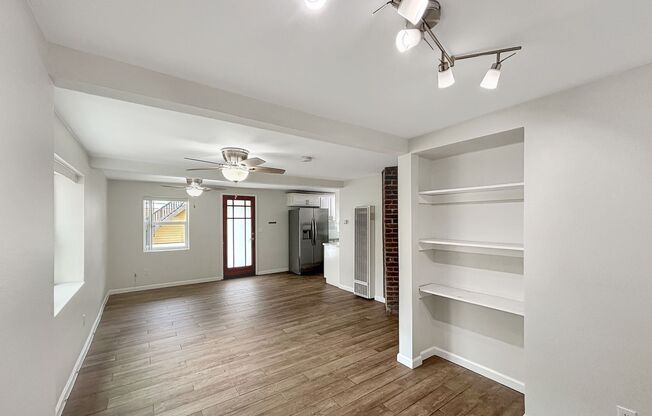 Charming 3BD/1BA Condo in University Heights W/ Shared Backyard, Detached Garage, & Shared Laundry Room!