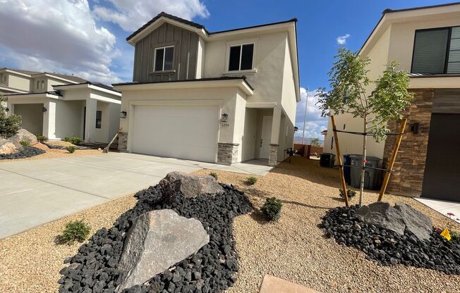 FOUR BEDROOM!!! White Trails Home!!!