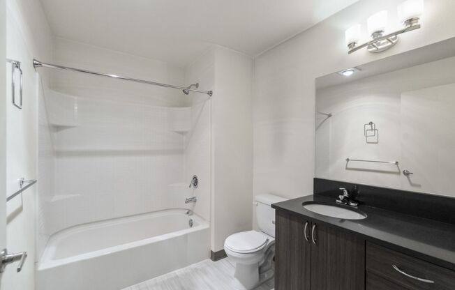 1 bed, 1 bath, 473 sqft, $2,015, Unit 402