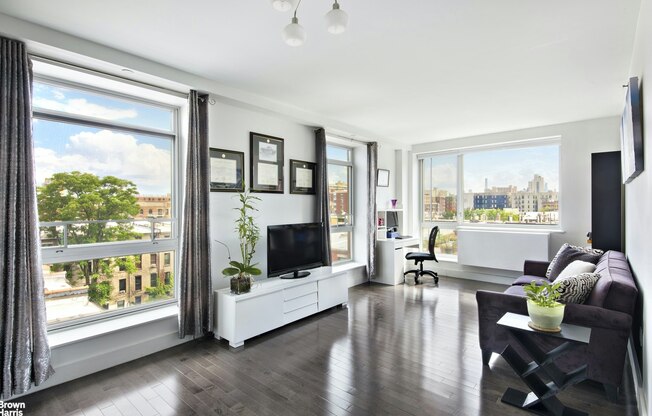 88 MORNINGSIDE AVE