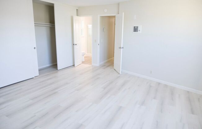 2 beds, 2 baths, 1,000 sqft, $2,995, Unit 204 W. Mariposa Apt C