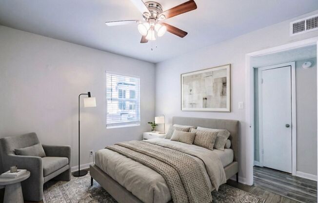 2 beds, 1 bath, 850 sqft, $1,250, Unit 00-E8