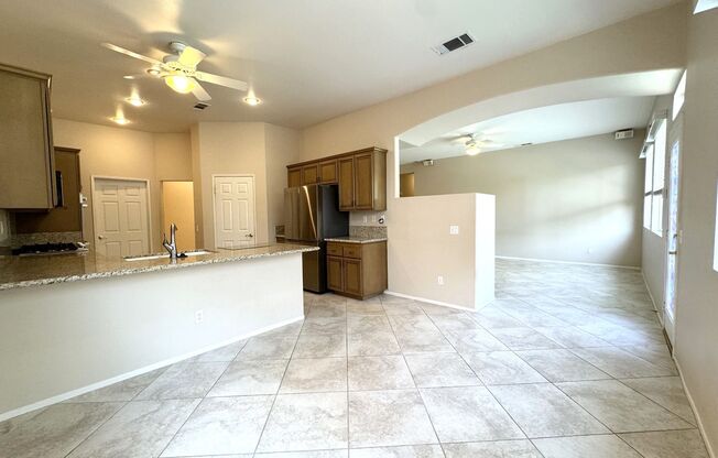 3 beds, 2 baths, $3,199