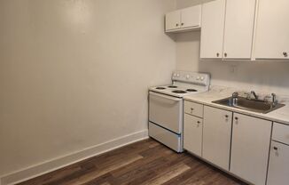 2 beds, 1 bath, 900 sqft, $1,150, Unit A