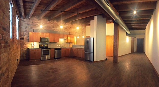 3 beds, 2 baths, 1,360 sqft, $2,850, Unit 306